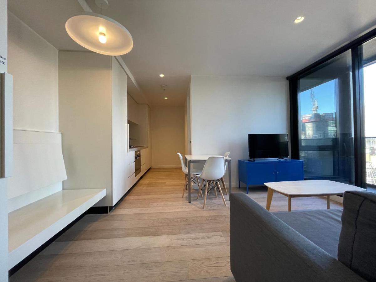 מלבורן Readyset Apartments At Empire מראה חיצוני תמונה