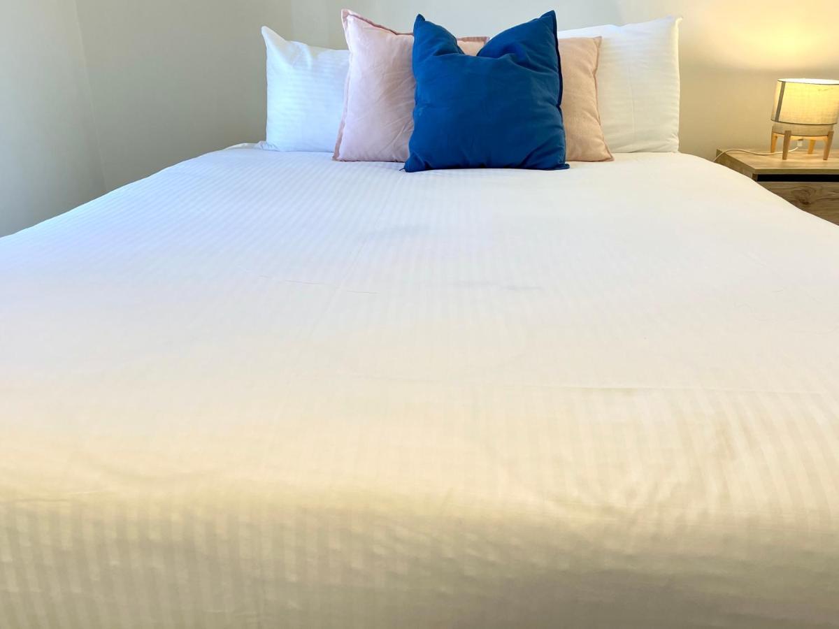 מלבורן Readyset Apartments At Empire מראה חיצוני תמונה
